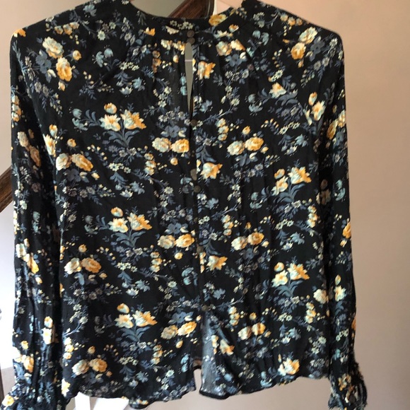 American Eagle Keyhole Floral Blouse Top Sz XS - Picture 5 of 9